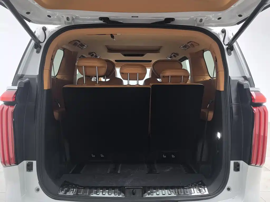 WEY Alpine 2024 2023 AWD Flagship
