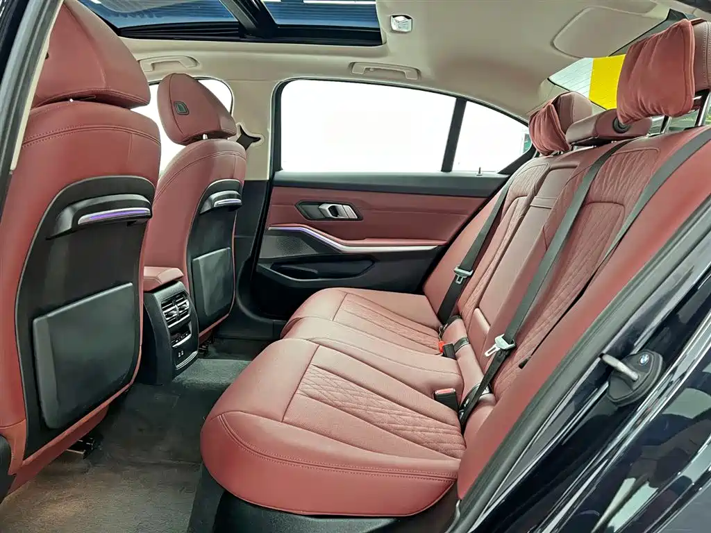 BMW 3 Series 2022 325Li M Sport Package фото 15