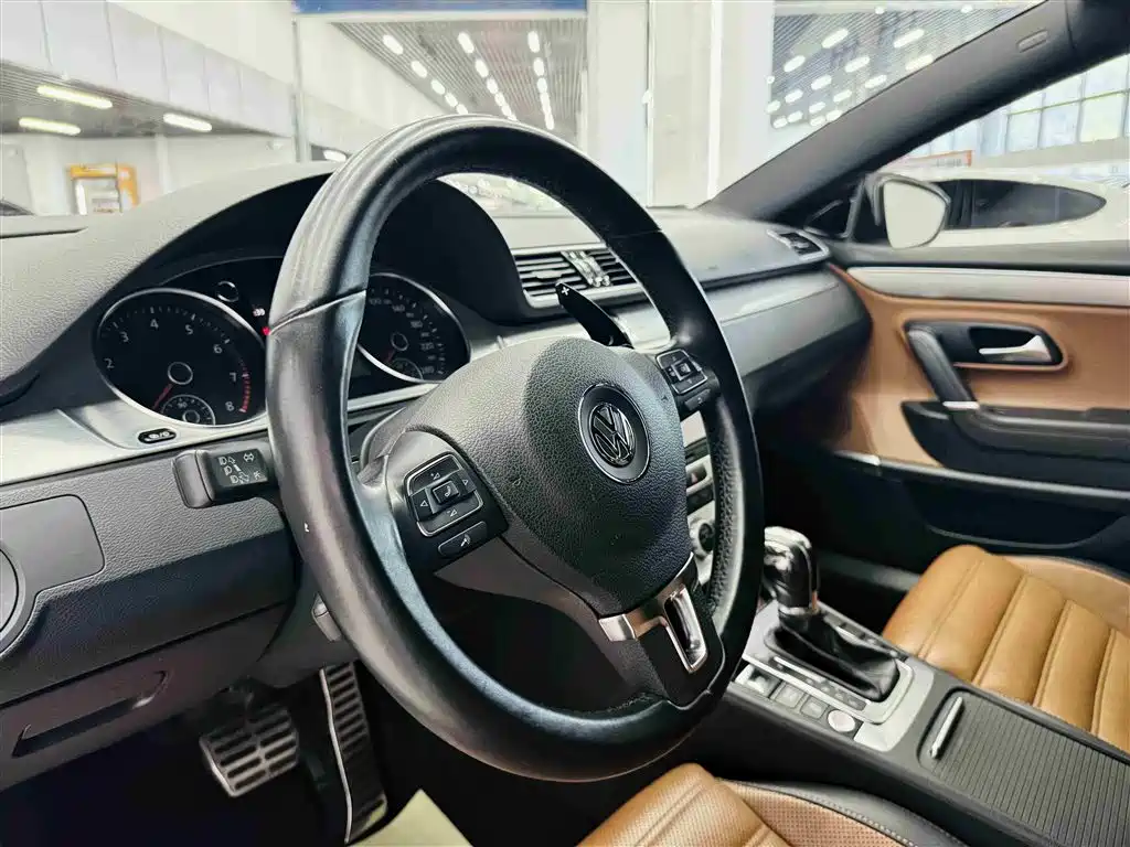 Volkswagen FAW-Volkswagen CC 2015 1.8TSI Luxury фото 13
