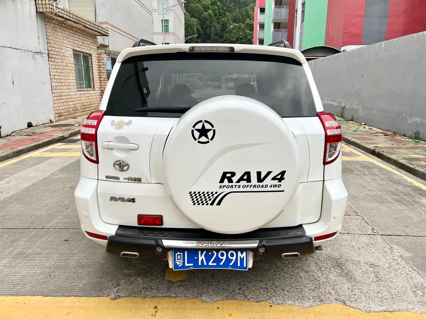 Toyota RAV4 Rongfang 2012 Styling Edition 2.0L Automatic 4WD фото 10