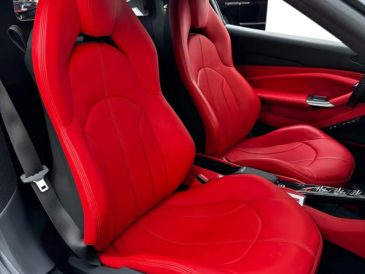 Ferrari F8 2022 2019 Tributo 3.9T V8