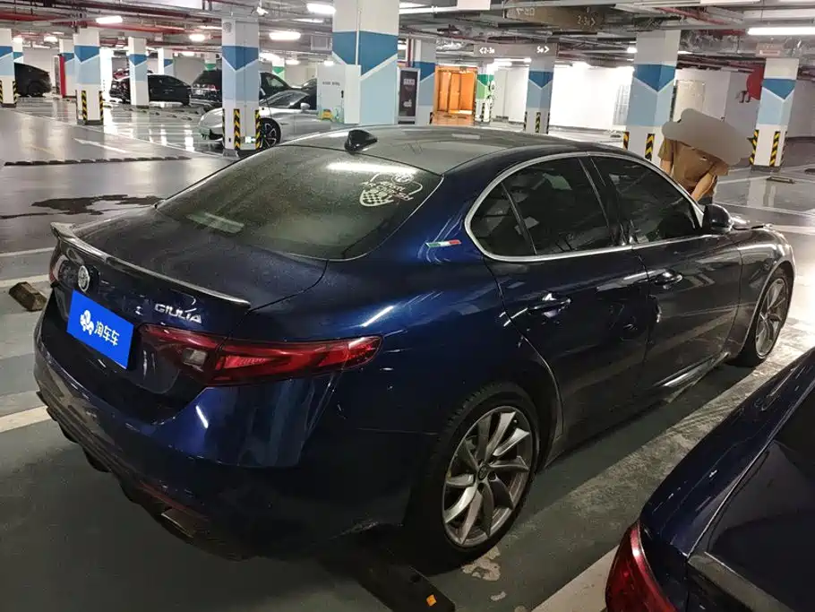 Alfa Romeo Giulia 2021 2020 2.0T 280HP Luxury Edition
