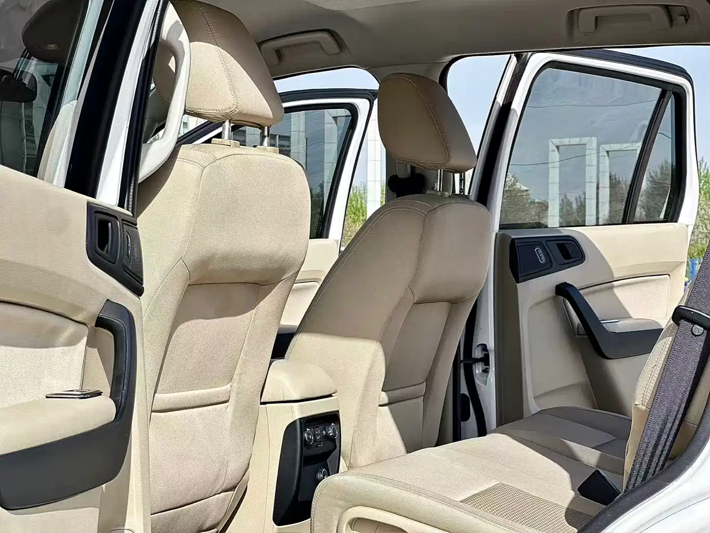 Ford Everest 2017 2016 2.0T Gasoline Auto 2WD Elite Edition