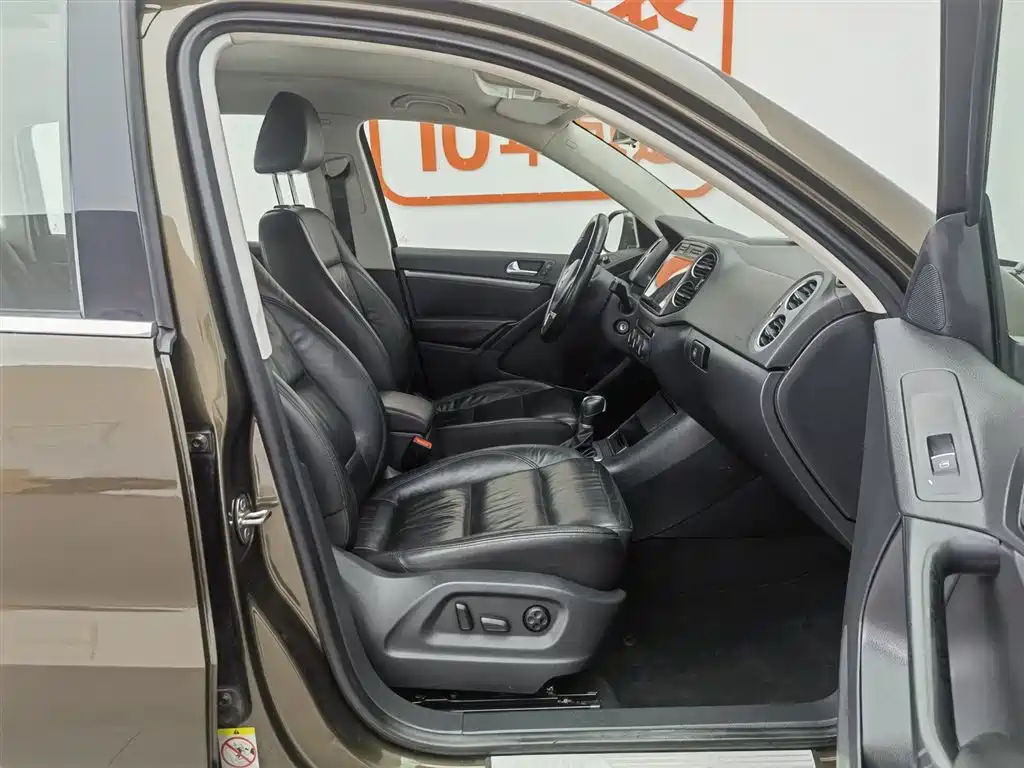 Volkswagen Tiguan 2015 1.8TSI Automatic 4WD Comfortline фото 23