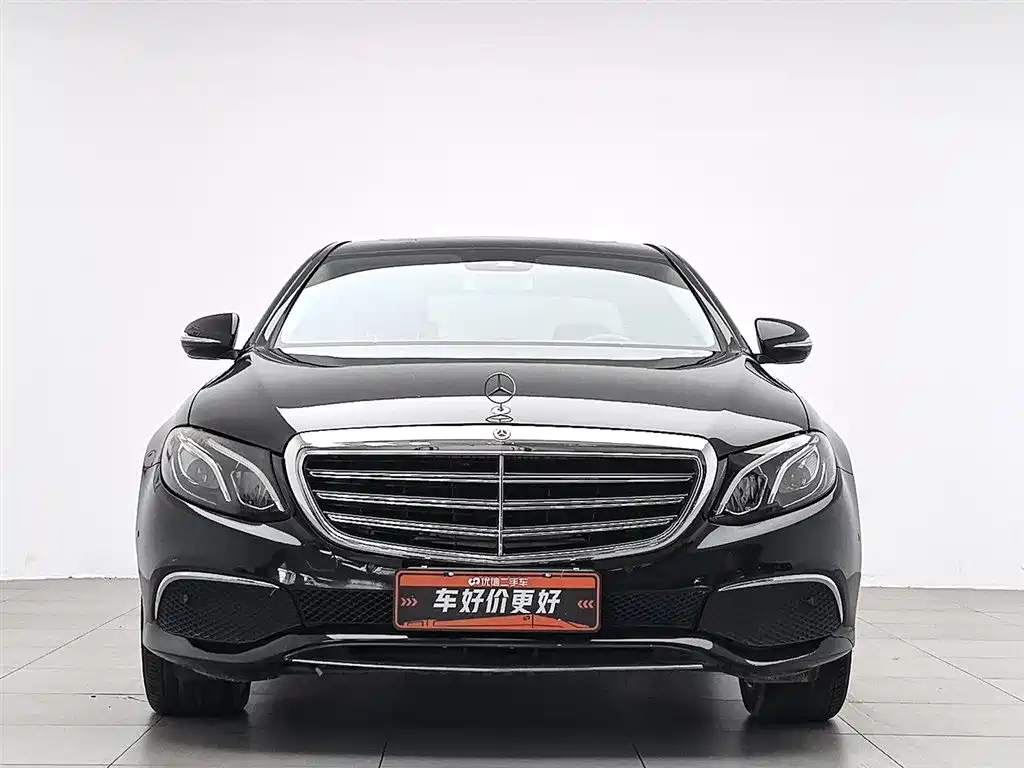 Mercedes-Benz E-Class 2016 E 300 L Sport Fashion Type фото 3