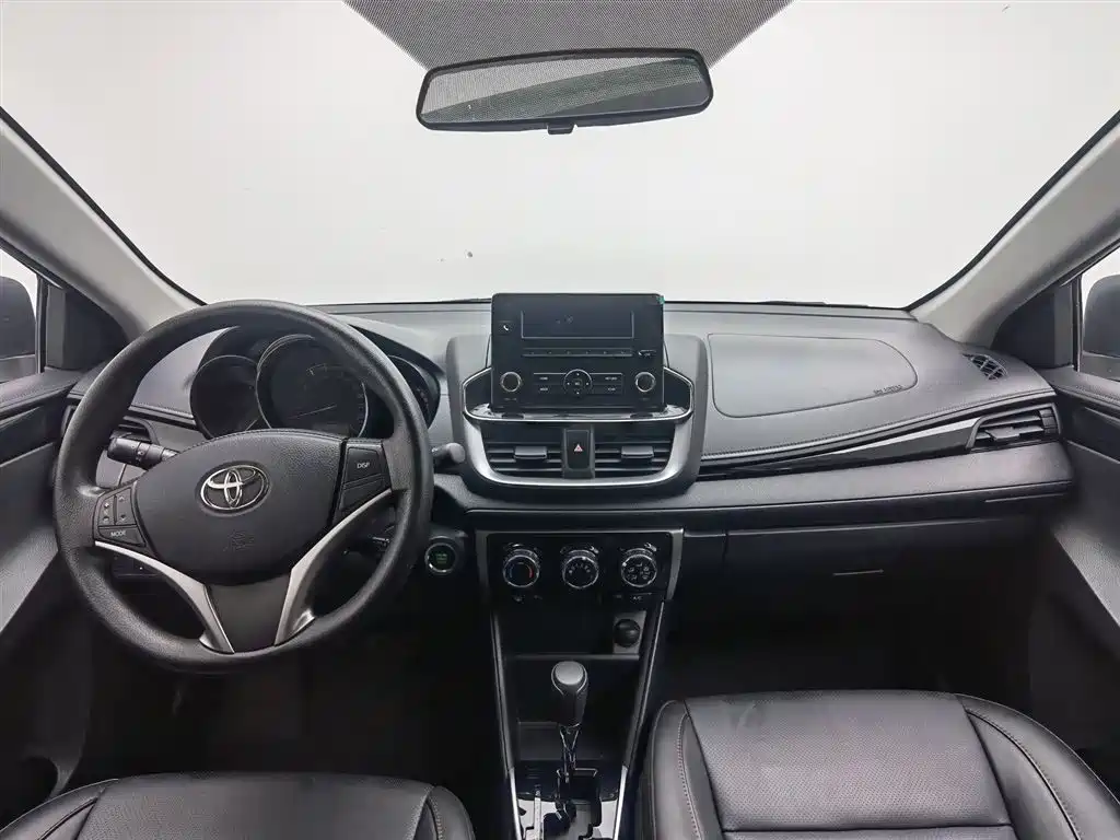 Toyota YARiS L Zhi Xuan 2022 Zhi Xuan X 1.5L CVT Luxury PLUS Edition фото 5