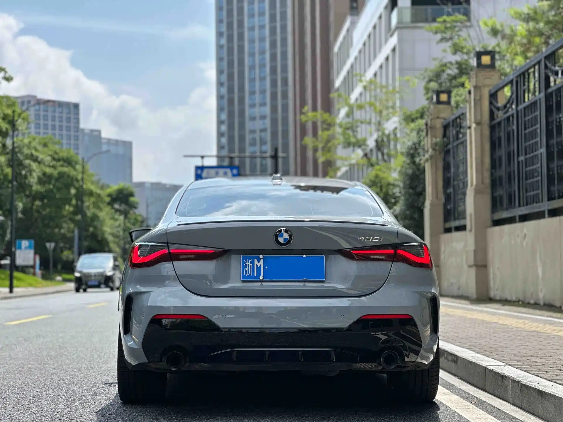 Photo 5 - BMW 4 Series