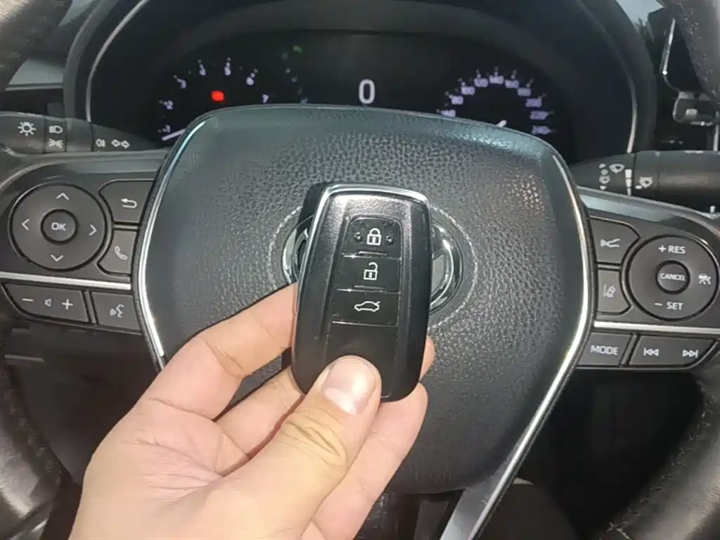 Toyota Avalon 2021 2.5L Luxury Edition фото 9
