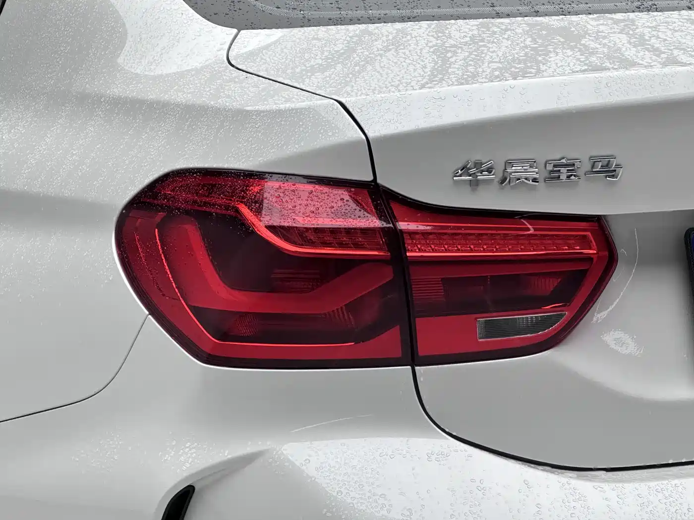 BMW 1 Series 2022 120i M Sport фото 16