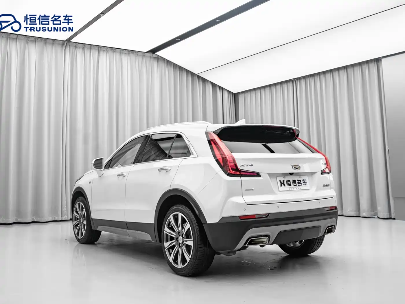 Cadillac XT4 2018 28T AWD Platinum Edition фото 7