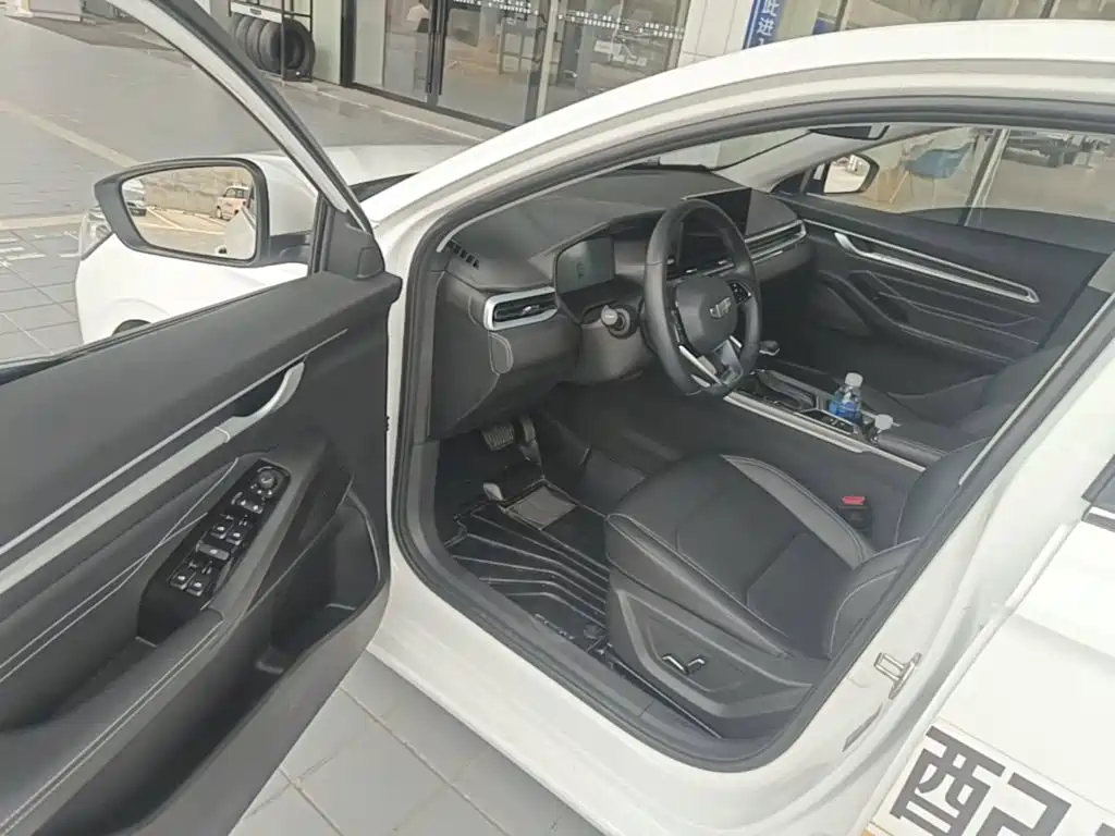 Geely Emgrand 2025 2025 4th Gen 4 Million Commemorative Edition 1.5L CVT Soar