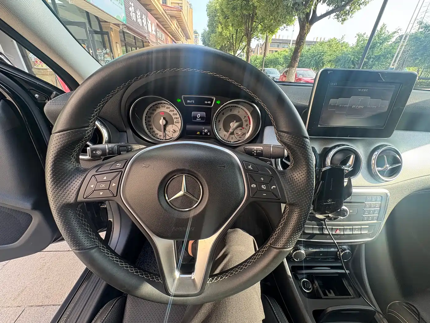 Mercedes-Benz GLA 2016 GLA 200 Fashion фото 7