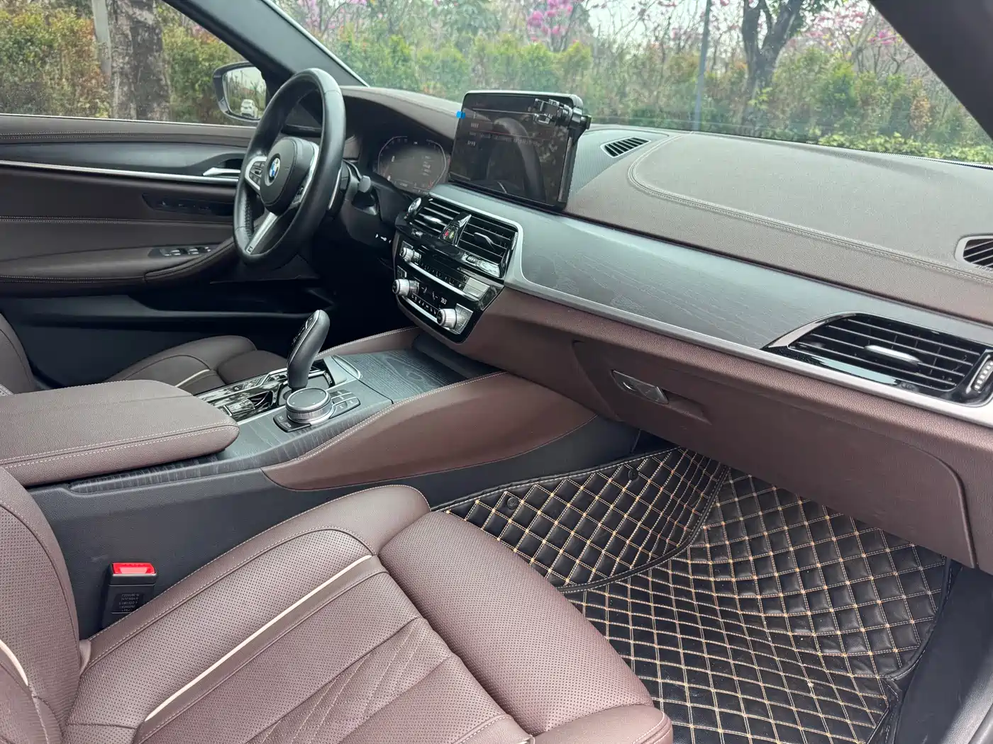 BMW 5 Series 2022 Facelift II 530Li Premium Package M Sport фото 8