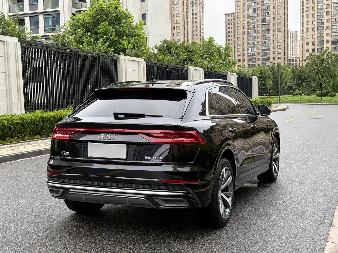 Audi Q8 2020 2019 Model 55 TFSI Premium Dynamic