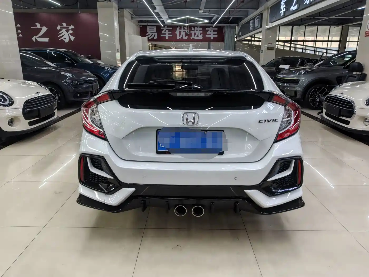Фото 3 - Honda Civic