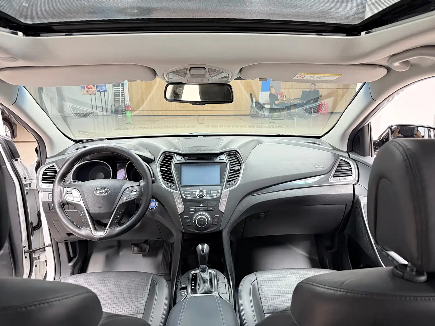 Hyundai Santa Fe 2013 Facelift 2.4L Automatic 4WD Smart фото 9