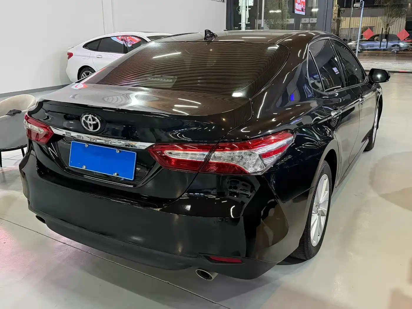 Toyota Camry 2023 2.0G Luxury Edition фото 5