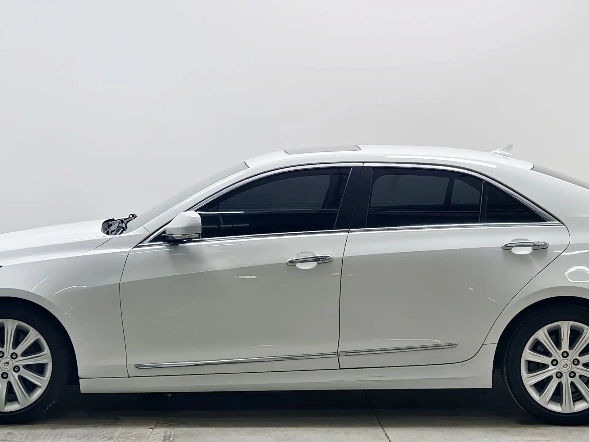 Photo 7 - Cadillac ATS-L
