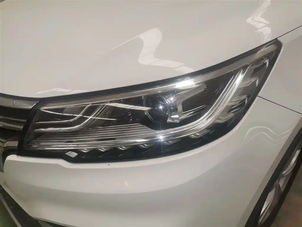 Roewe RX3 2020 2020 1.6L Manual Ultra Comfort Progressive