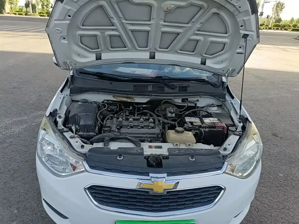 Chevrolet Sail 2015 Sail 3 1.5L Manual Ideal Sunroof Edition фото 20