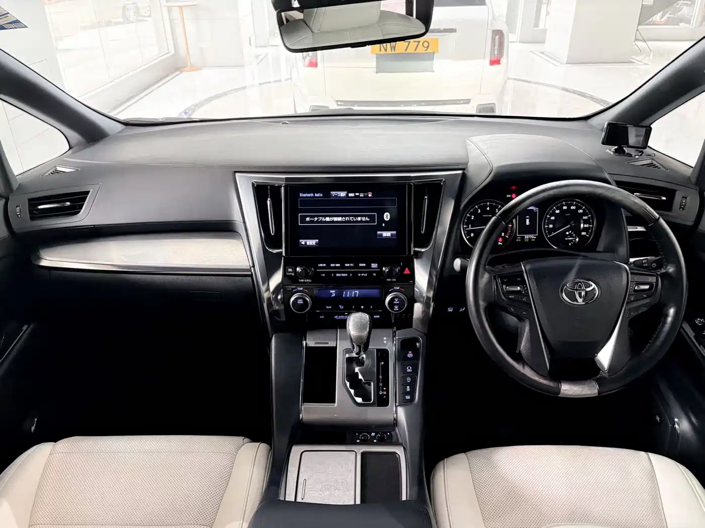 Toyota Alphard 2018 Facelift 3.5L Premium Edition фото 4