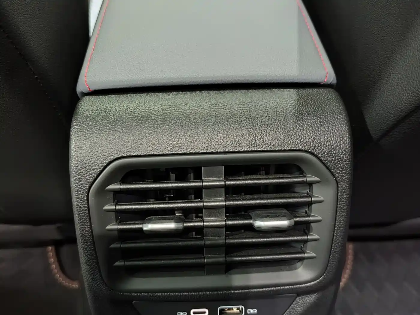VOLKSWAGEN LINGDU
