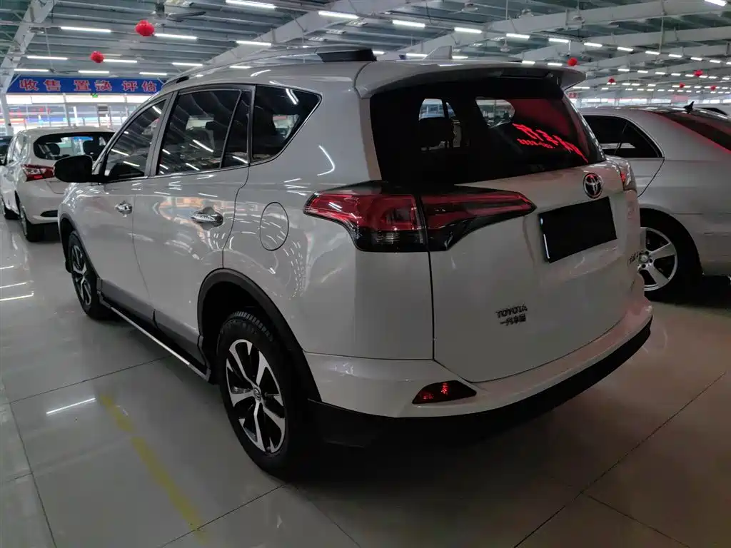 Toyota RAV4 Rongfang 2019 2.0L CVT 2WD Trend Edition China VI фото 23
