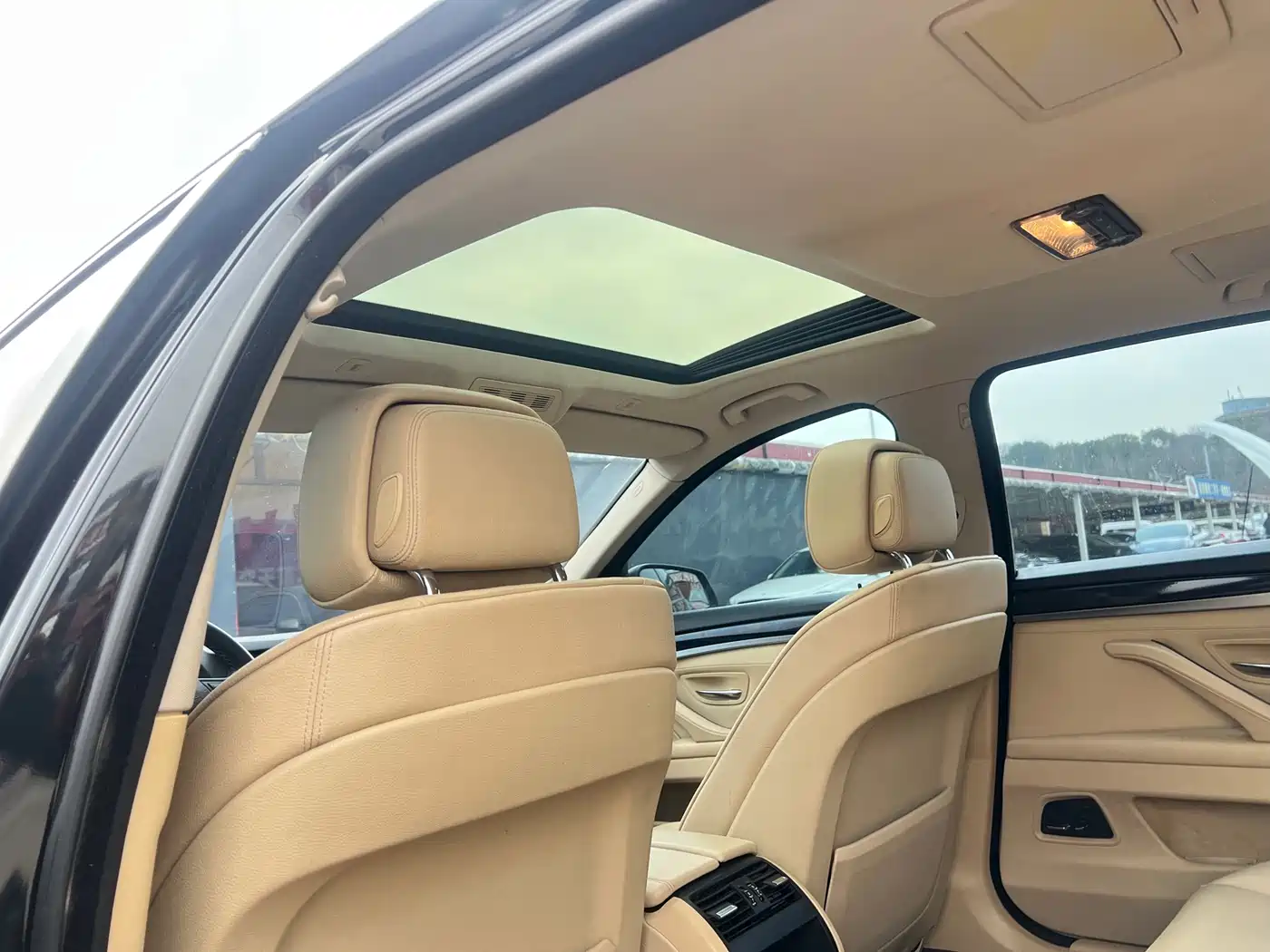 BMW 5 Series 2013 520Li Elegance фото 12