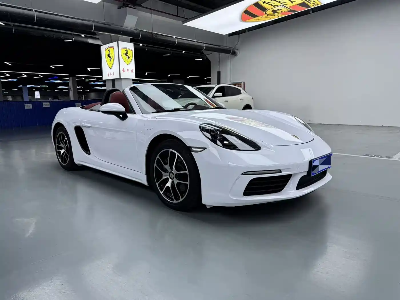 Porsche 718 2018 Boxster 2.0T фото 3
