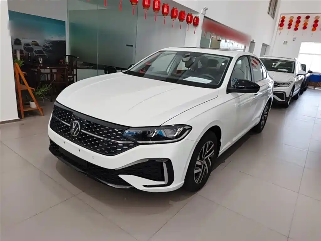 Volkswagen Lavida 2024 Model 300TSI DSG Starlight Leading Edition фото 2