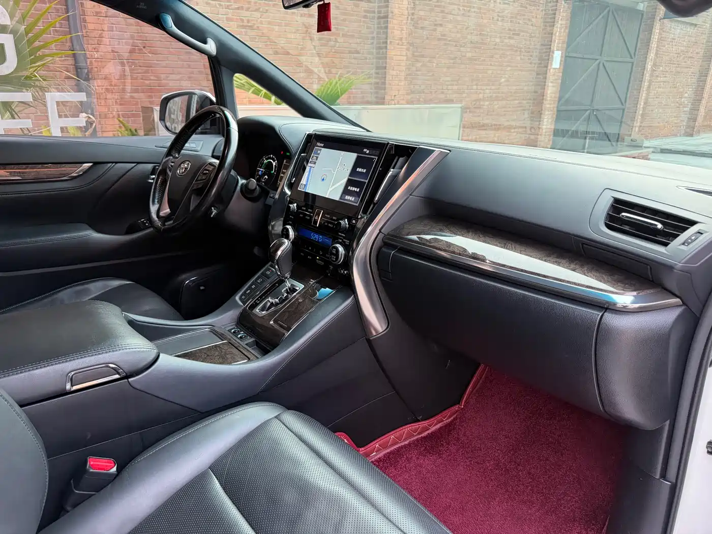 Toyota Alphard 2021 Hybrid 2.5L Premium фото 8