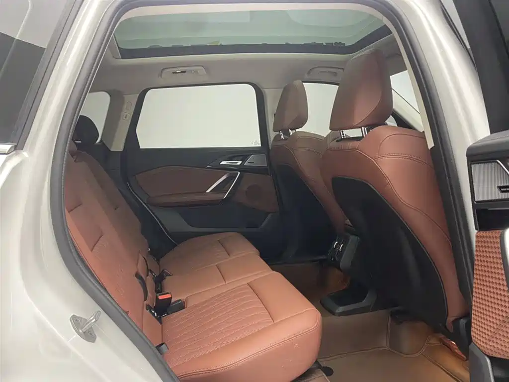 BMW X1 2025 sDrive25Li X Design Package фото 25