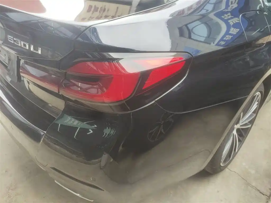 BMW 5 Series 2022 Facelift 530Li Leading M Sport Package фото 8