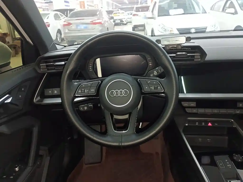 Audi A3 2024 Model A3L Limousine 35 TFSI Fashion Sport фото 7