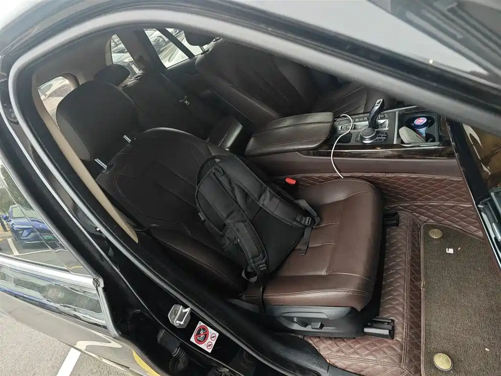 BMW X5 (Import) 2018 xDrive28i фото 25