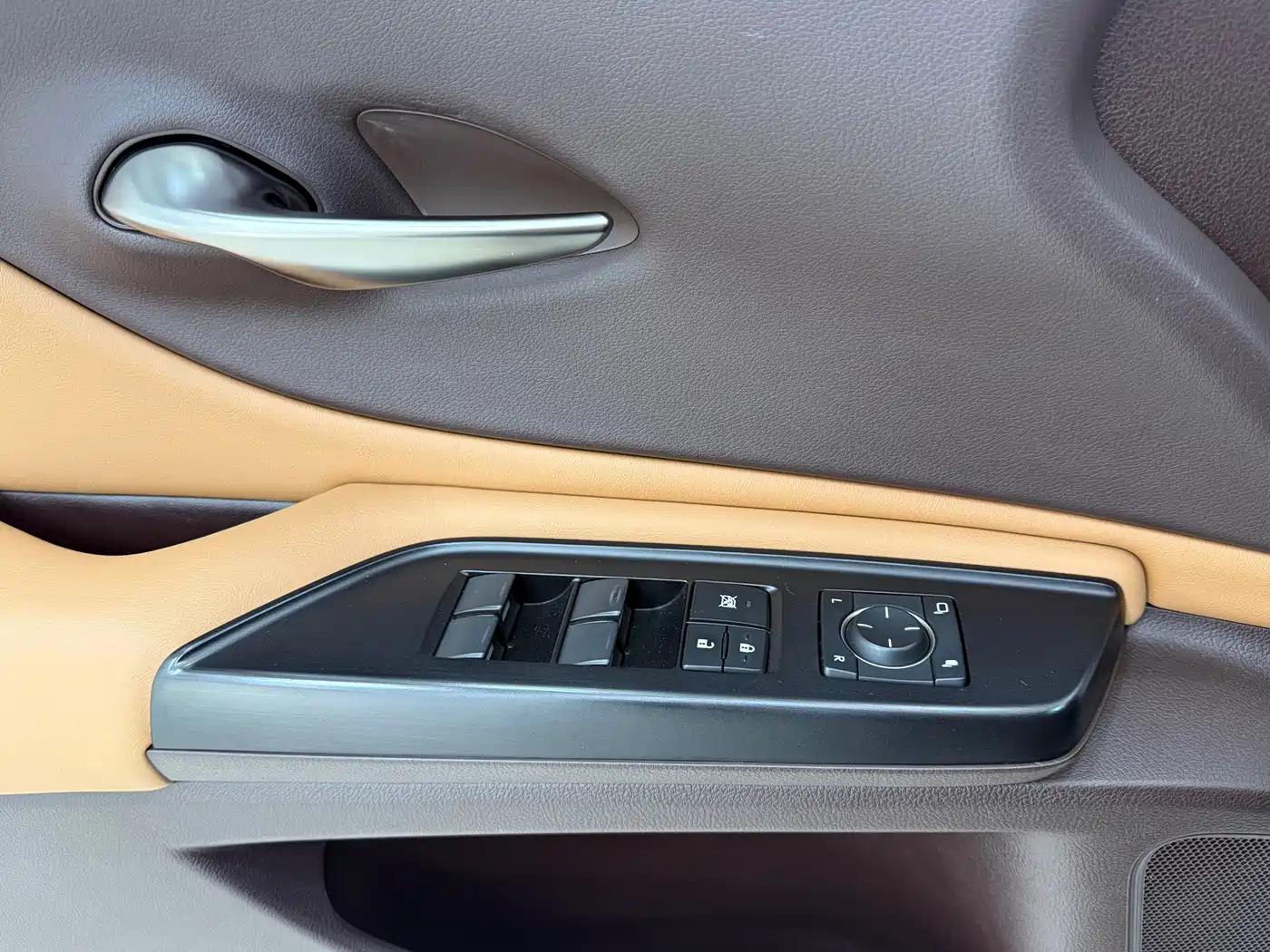 Lexus ES 2018 200 Excellence Edition China V фото 8