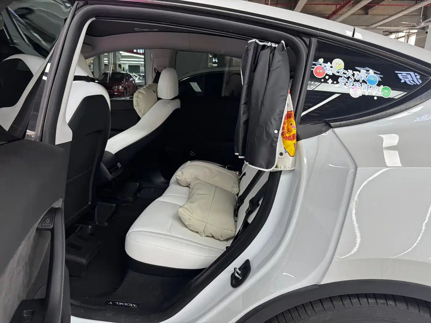 Tesla Model Y 2024 Performance фото 6