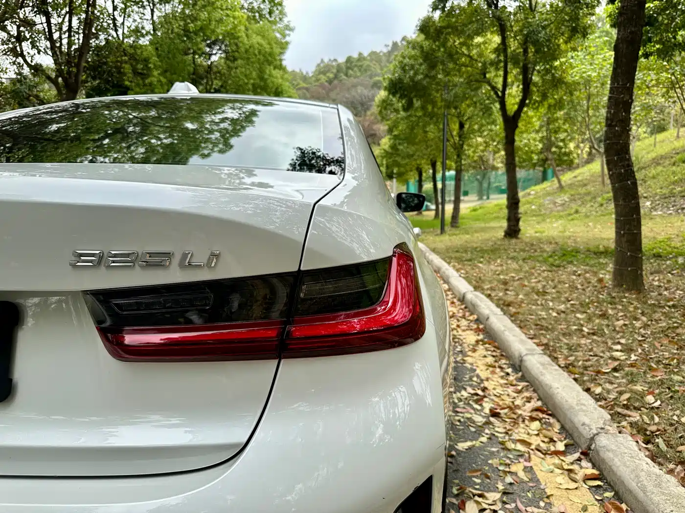 BMW 3 Series 2023 325Li M Sport Package фото 24