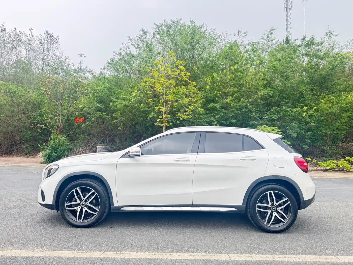 Mercedes-Benz GLA 2017 GLA 200 Fashion фото 5