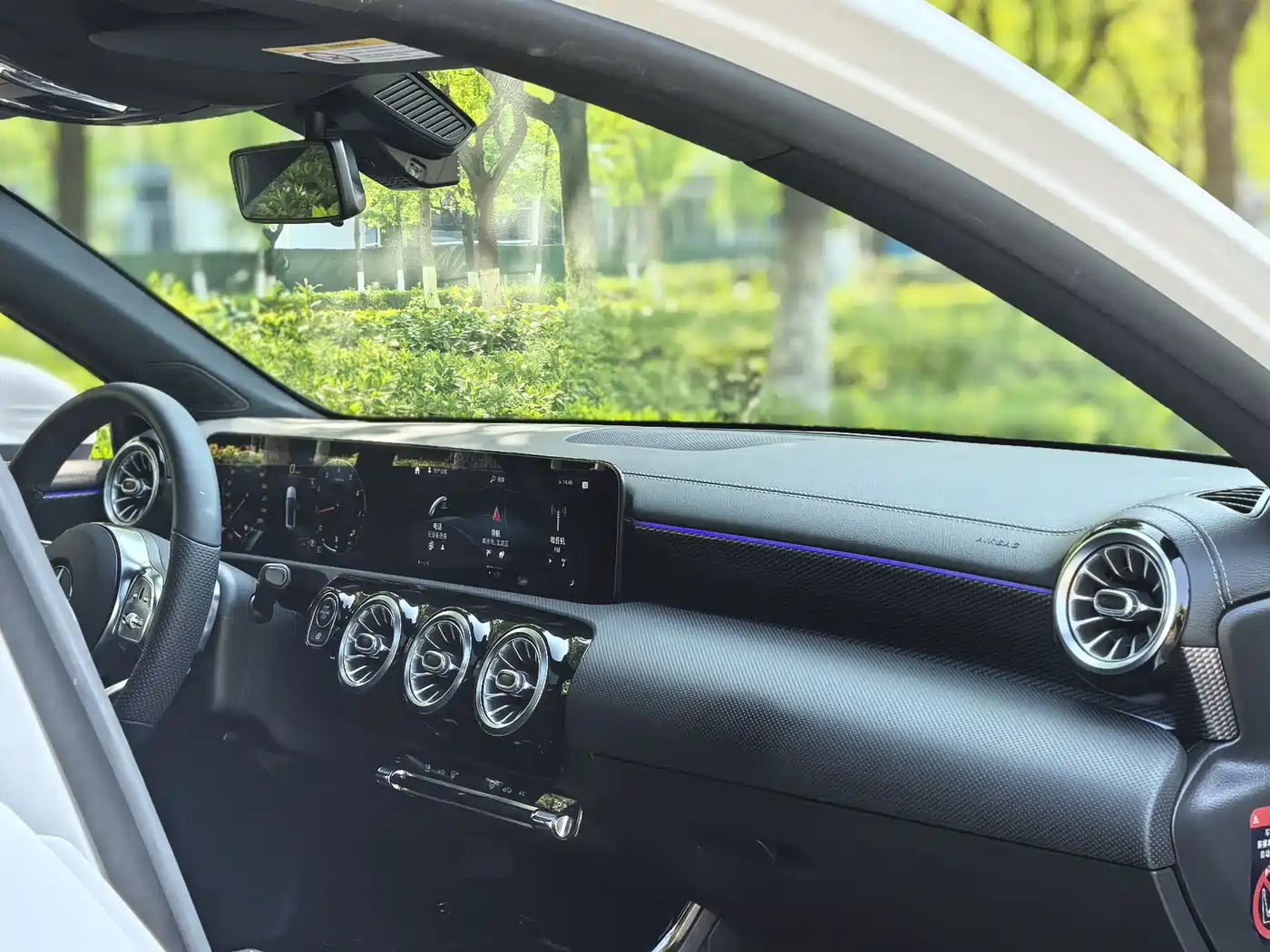 Mercedes-Benz A-Class 2021 A 200 L Sport Sedan Fashion Edition фото 24