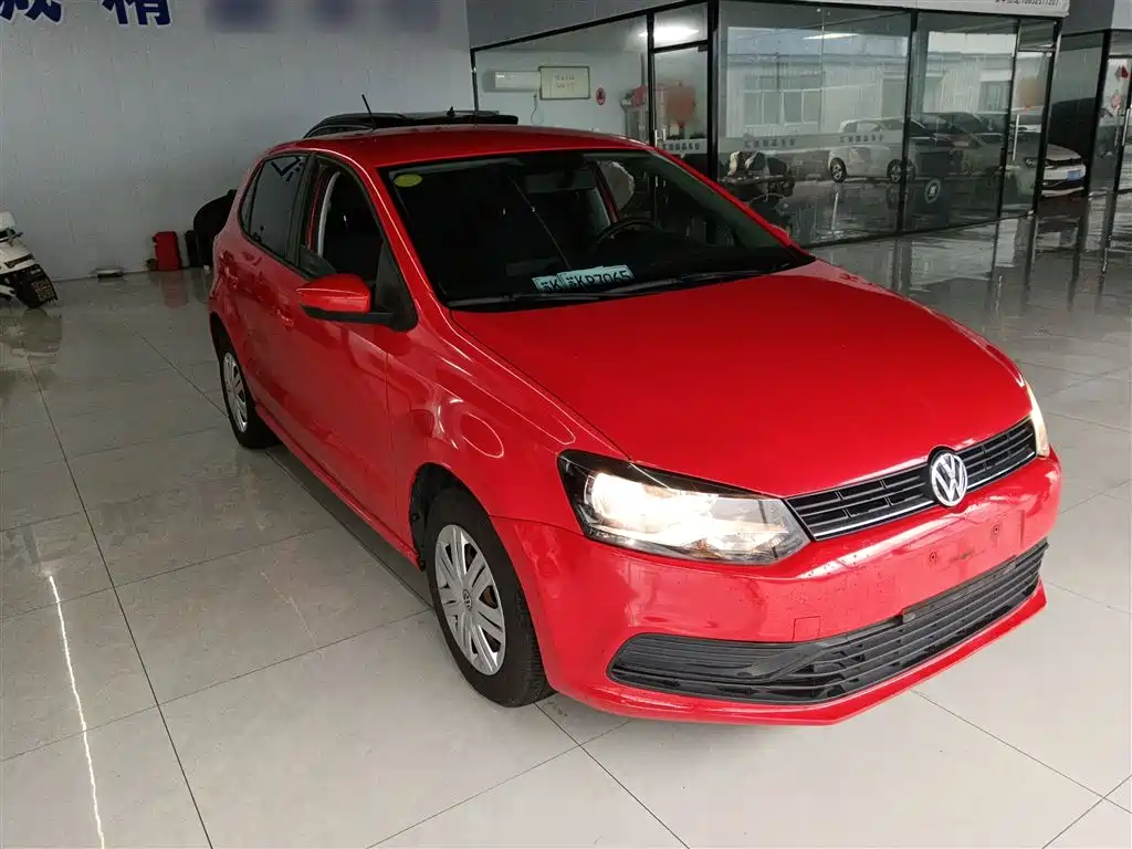 Volkswagen Polo 2016 1.4L Automatic Trend фото 22