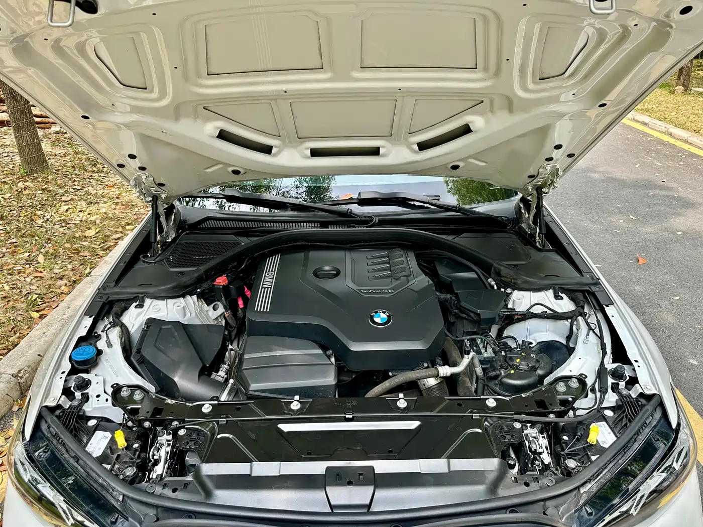 BMW 3 Series 2023 325Li M Sport Package фото 22