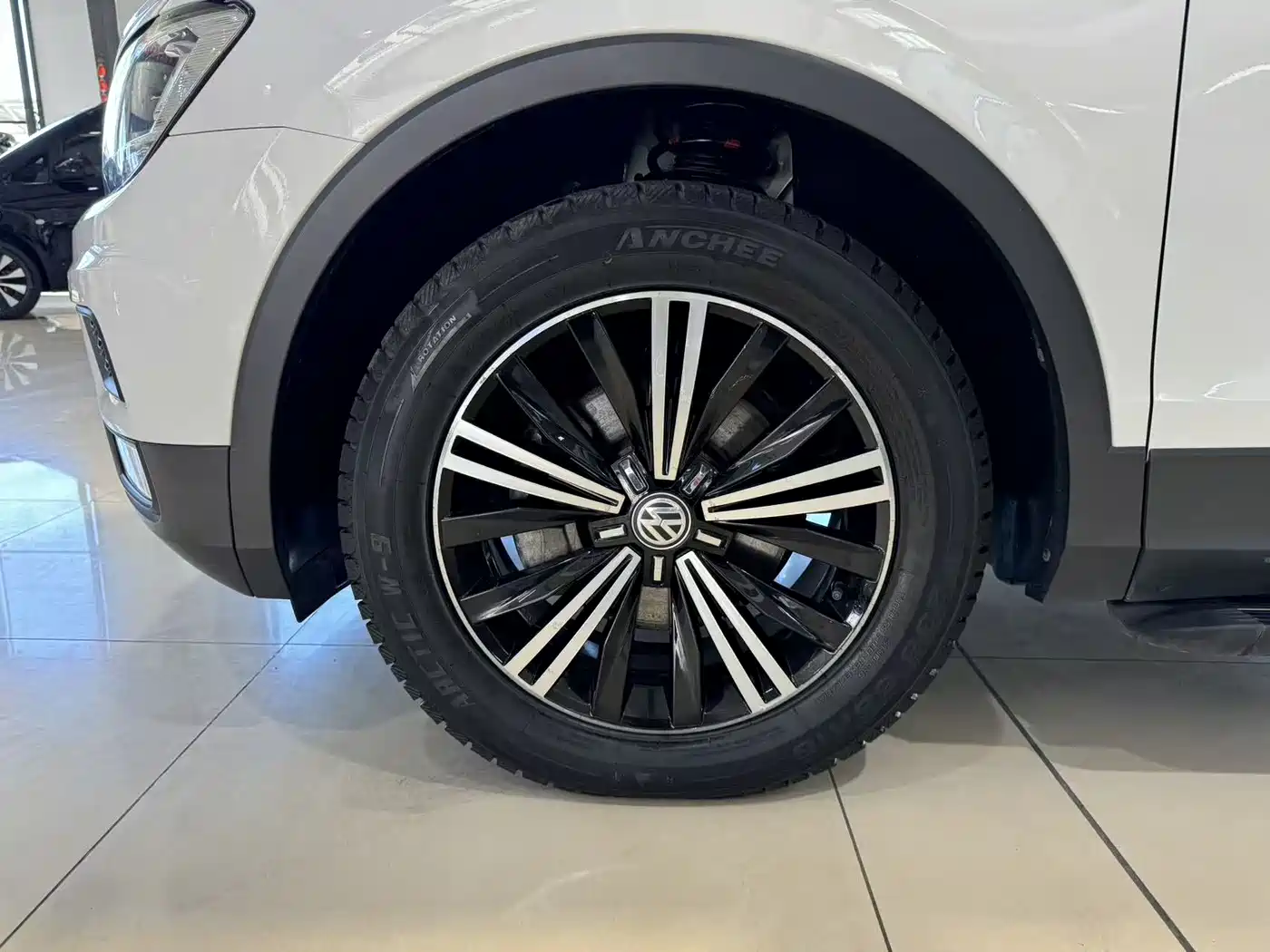 Volkswagen Tiguan L 2019 330TSI Automatic 2WD Trend Edition China VI фото 13