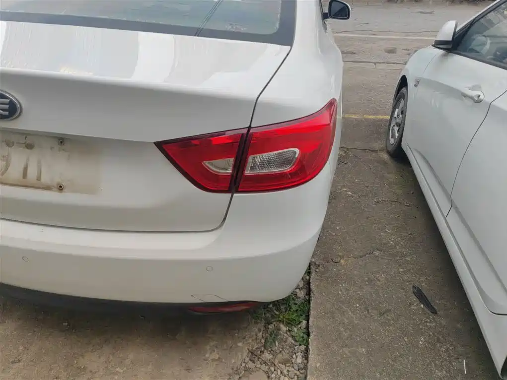 Besturn B30 2018 2017 1.6L Manual Luxury