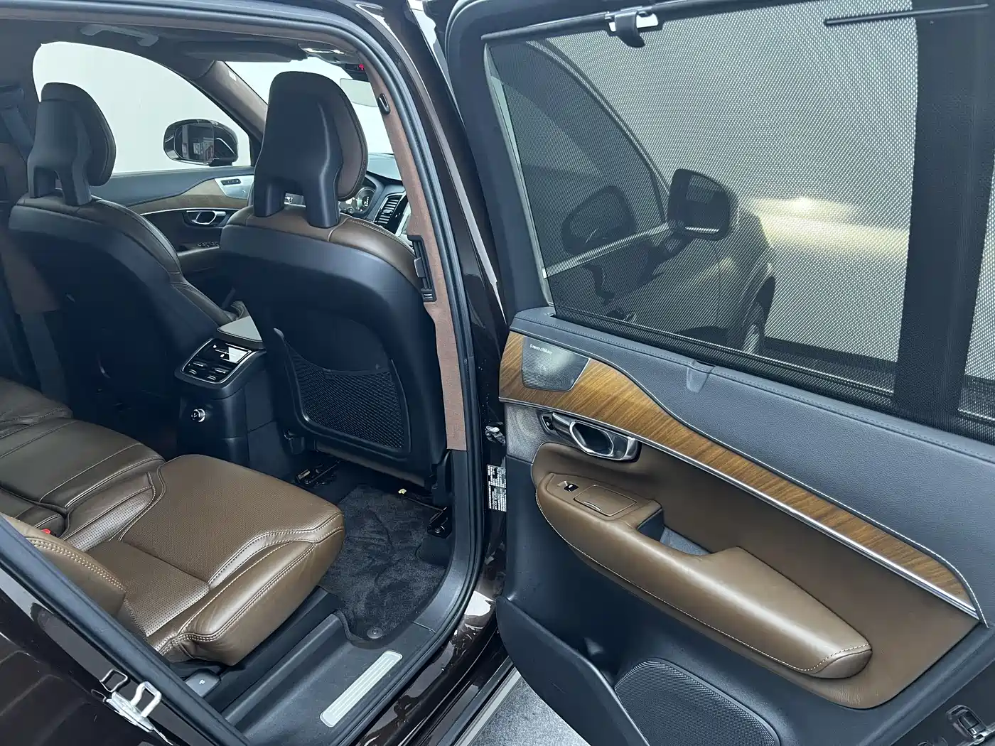 Volvo XC90 Plug-in Hybrid 2018 2018 E-Drive Hybrid T8 Excellence 7-seater