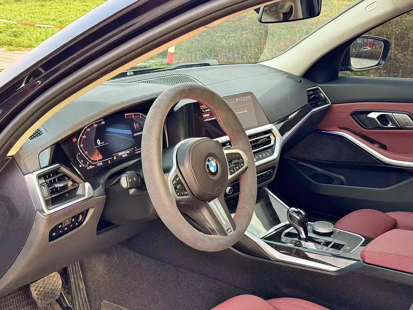 BMW 3 Series 2020 325Li M Sport Package фото 4