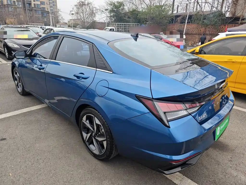 Hyundai Elantra 2022 1.5L CVT GLX Elite Edition фото 5