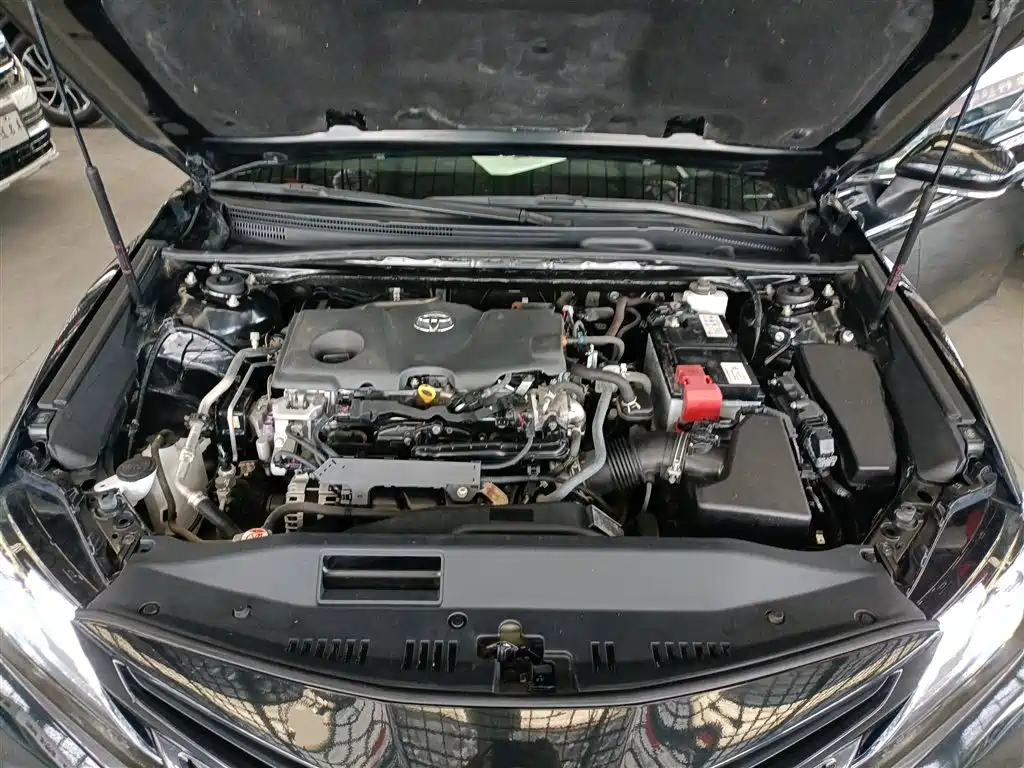 Toyota Camry 2022 2.5S Knight Edition фото 15