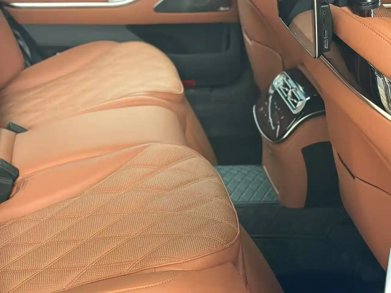 Mercedes-Benz S-Class 2012 S 300 L Luxury Grand Edition фото 7