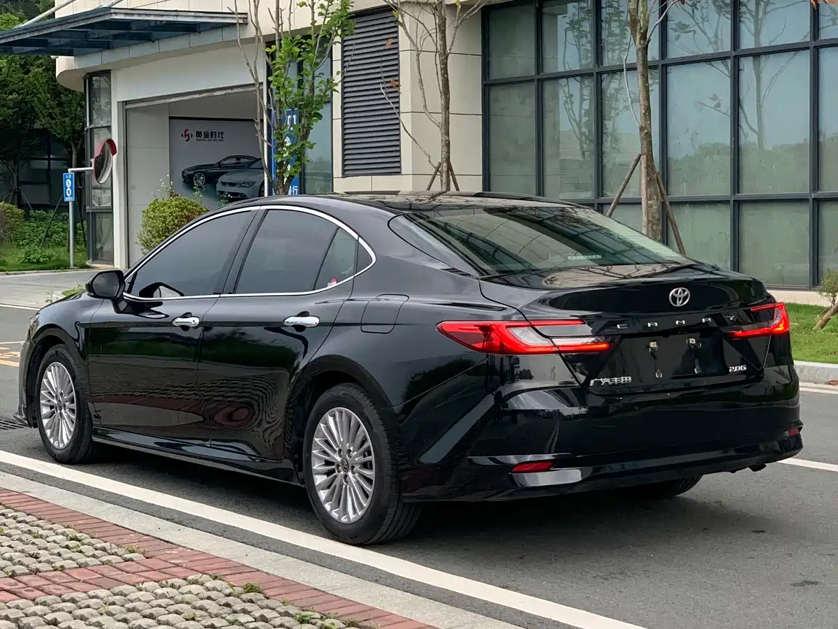 Toyota Camry 2024 2.0G Premium Edition фото 4